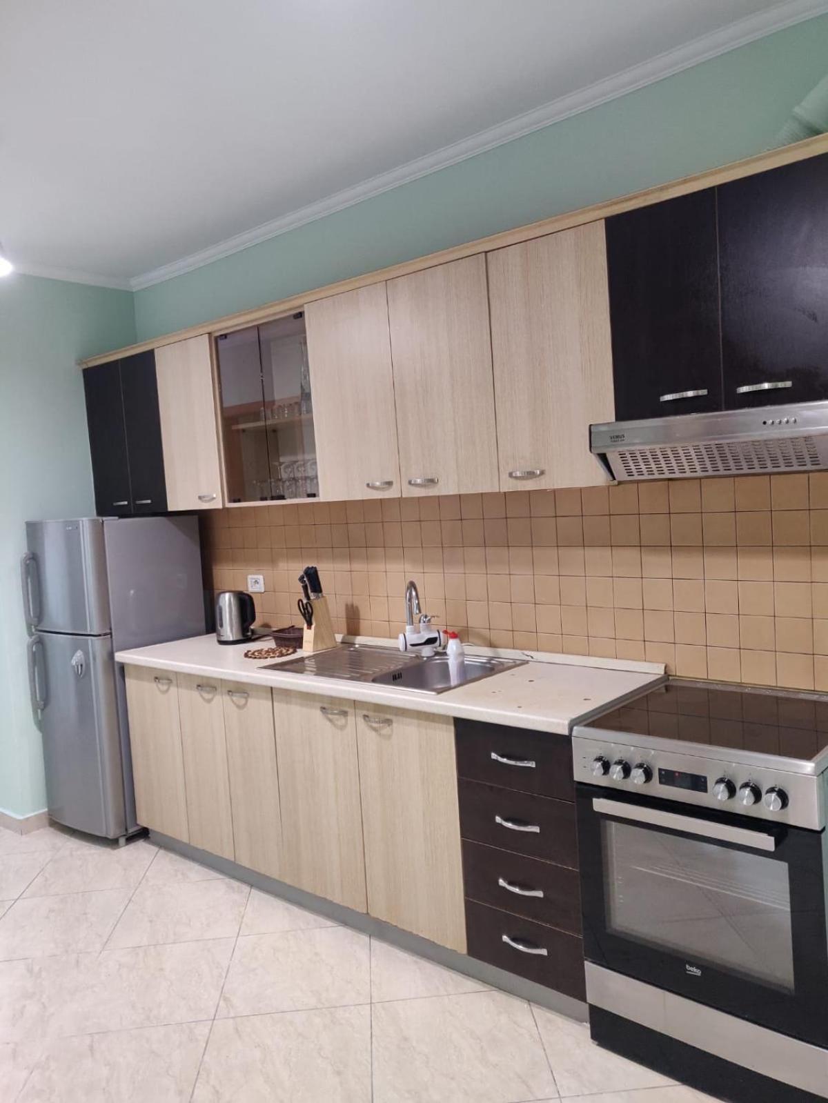 Bevis Apartment Тирана Екстериор снимка
